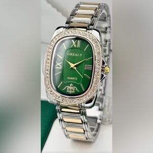 Elegant,Women's Silver and Green Fashion Watch- Looks Expensive but isn’t 🤪 NEW